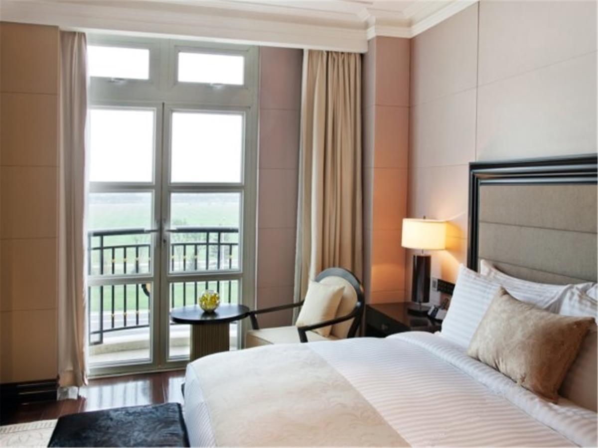 Tianjin Goldin Metropolitan Polo Club Hotel Xiqing Exterior photo