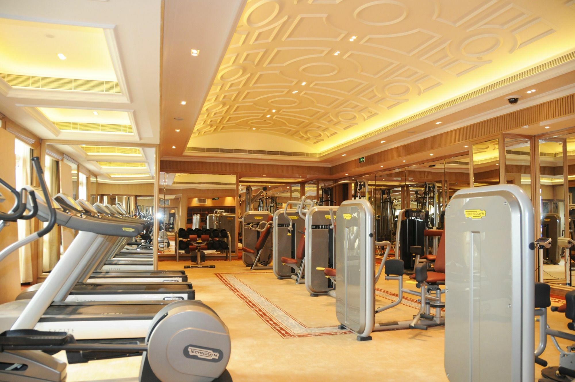 Tianjin Goldin Metropolitan Polo Club Hotel Xiqing Exterior photo