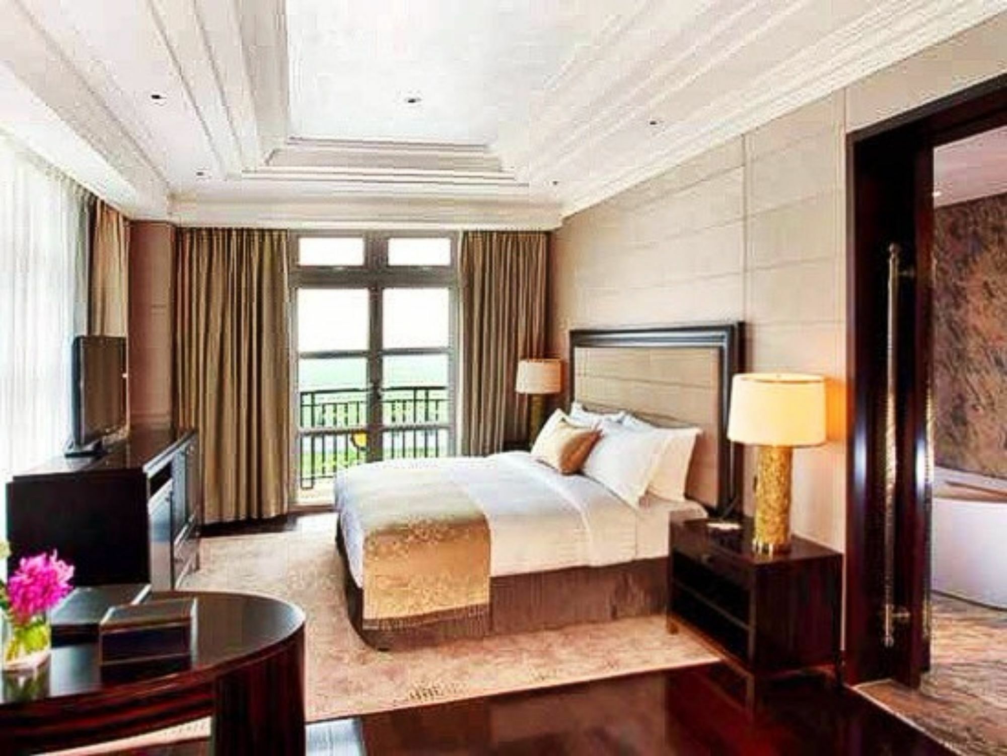 Tianjin Goldin Metropolitan Polo Club Hotel Xiqing Exterior photo