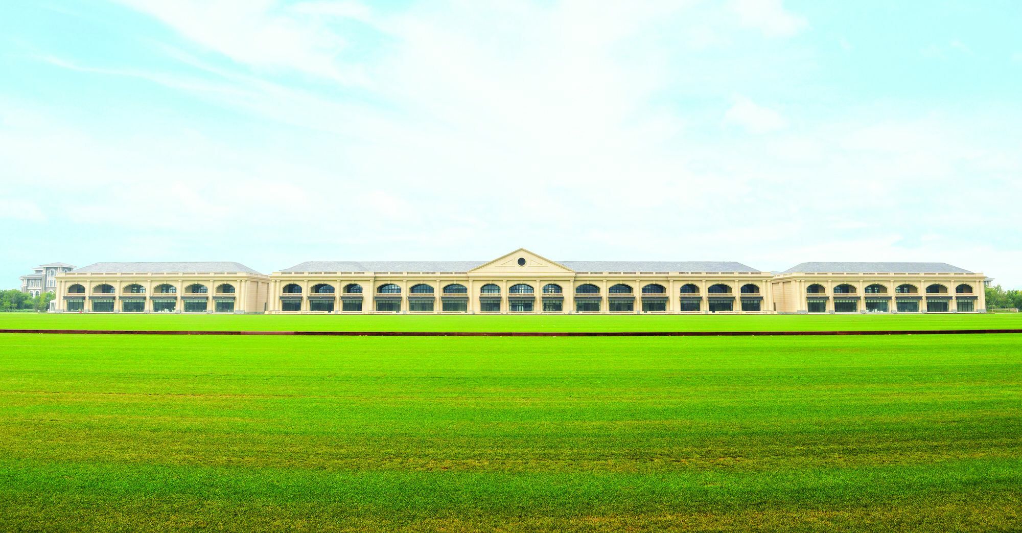 Tianjin Goldin Metropolitan Polo Club Hotel Xiqing Exterior photo